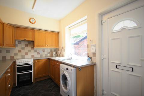 3 bedroom house to rent, King Lane, Leeds, West Yorkshire, UK, LS17