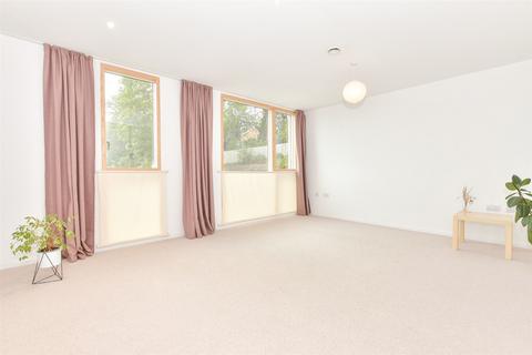 4 bedroom terraced house for sale, Lord Clyde View, Chatham, Kent