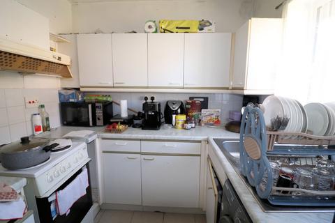 1 bedroom flat for sale, Mariners Walk, Erith, Kent, DA8