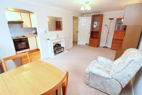 1 bedroom retirement property for sale, Marlborough Road, St. Albans