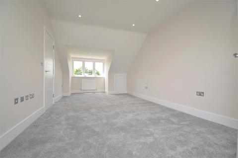 3 bedroom terraced house for sale, Church Road, Cowley, UB8