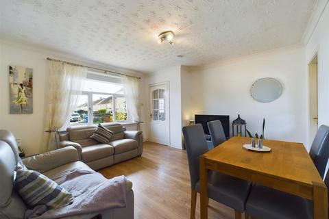 3 bedroom terraced house for sale, Limetree Avenue, Glasgow G71