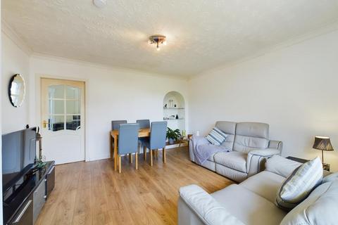 3 bedroom terraced house for sale, Limetree Avenue, Glasgow G71