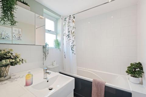 27 Blackpole Road, Worcester, WR4 9SX