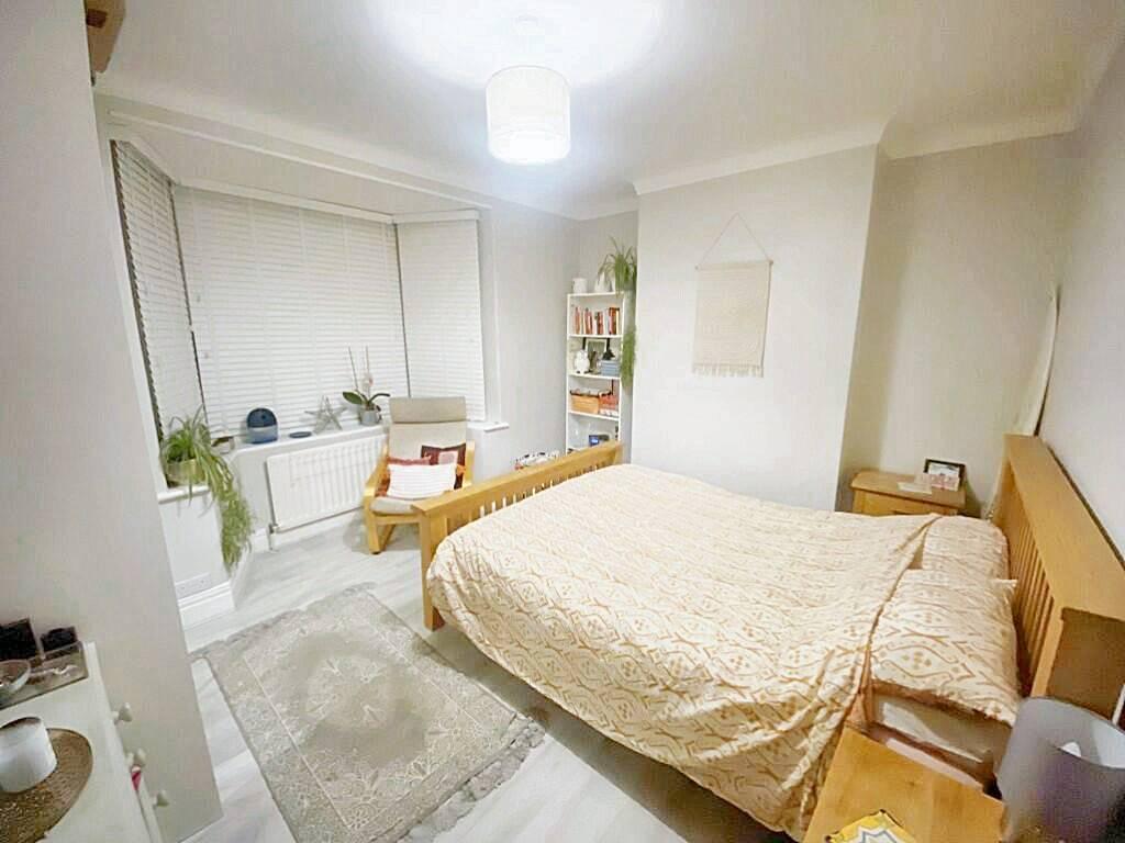 Apartment in Newcastle upon Tyne, Tyne and Wear - View 3