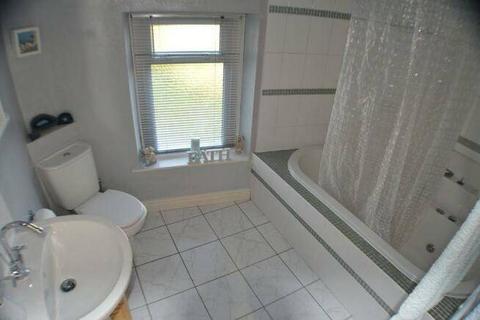 3 bedroom end of terrace house for sale, Greaves Street, Mossley, Ashton-under-lyne, OL5 0QH