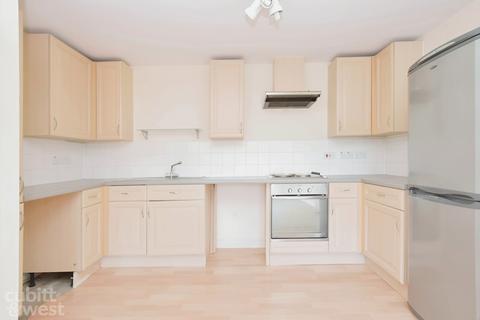 2 bedroom apartment to rent, St Agnes Place Chichester PO19