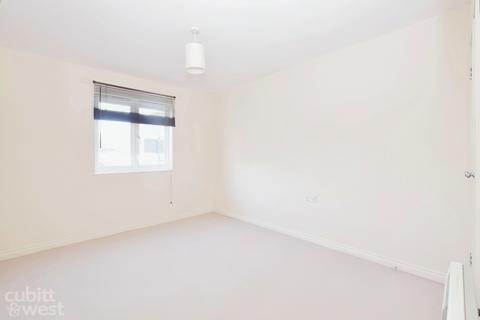 2 bedroom apartment to rent, St Agnes Place Chichester PO19