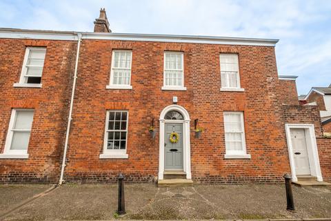 2 bedroom terraced house for sale, 4 Bath Street, Lytham, Lancashire FY8 5ES