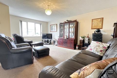 3 bedroom detached house for sale, St. Clares Court, Lower Bullingham, Hereford, HR2