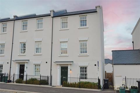 4 bedroom end of terrace house for sale, Gemini Road, Plymouth PL9