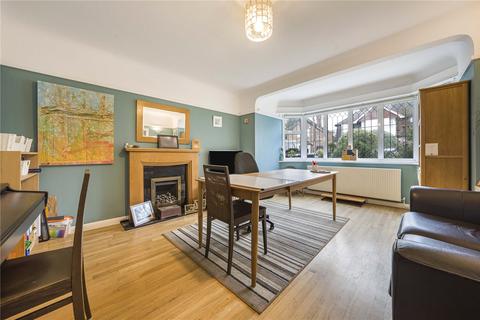 8 Branksome Way, New Malden, KT3 3AX