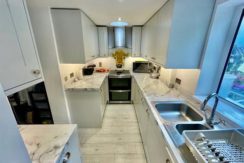 2 bedroom terraced house for sale, Lyndon Avenue, Sidcup, Kent, DA15
