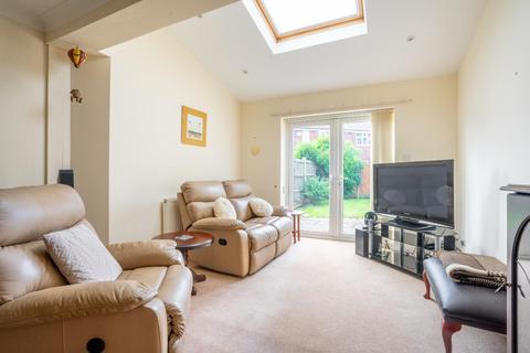 2 bedroom semi-detached bungalow for sale, Orchard Way, York