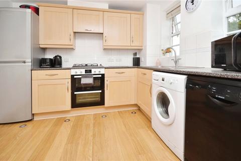 3 bedroom apartment for sale, Florey Gardens, Buckinghamshire HP20