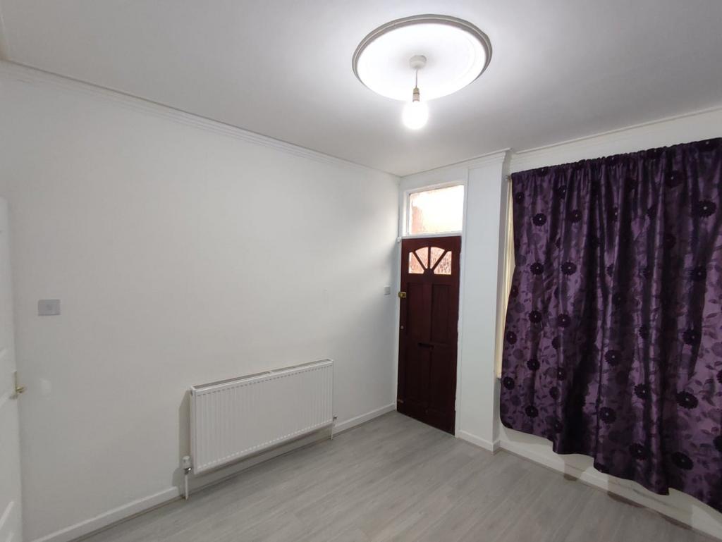 House in City Centre, City of Leicester - View 3