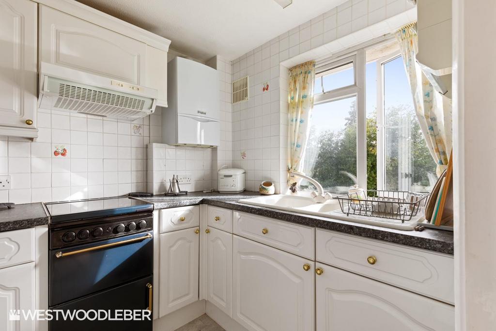 Warrenfield Close 4.jpg