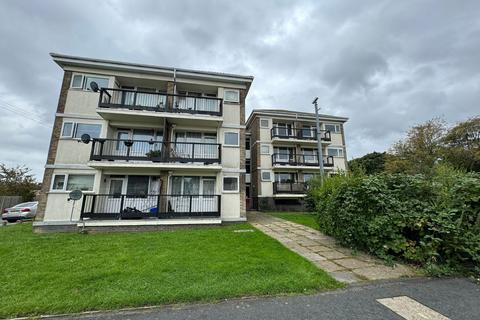 1 bedroom flat for sale, Redlands Lane, Hampshire PO14