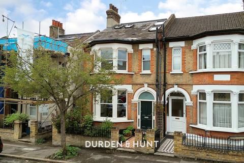 4 bedroom terraced house for sale, Halstead Road, Wanstead E11