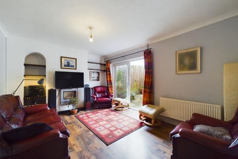 98 Bickerstaffes Road, Towcester, NN12 6EQ