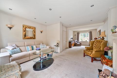 4 bedroom detached house for sale, Rosslyn Park, Weybridge, KT13