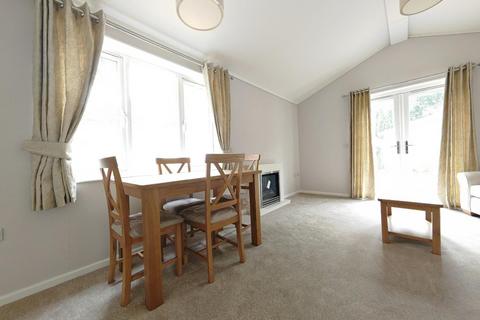 2 bedroom park home for sale, California Country Park Homes, Nine Mile Ride, Finchampstead