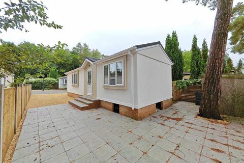 2 bedroom park home for sale, California Country Park Homes, Nine Mile Ride, Finchampstead