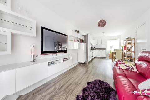 1 bedroom flat for sale, Adenmore Road, Catford