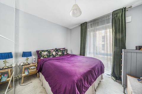 1 bedroom flat for sale, Adenmore Road, Catford