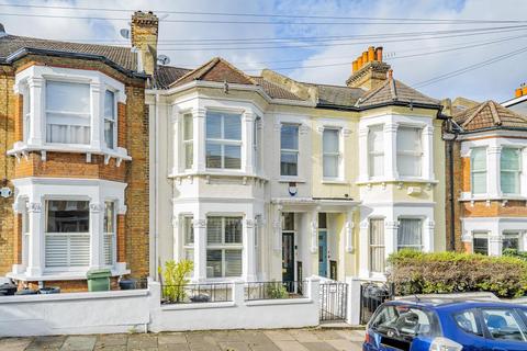 4 bedroom terraced house for sale, Kelmscott Road, Battersea