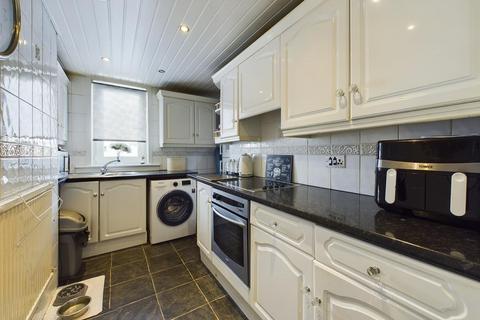 2 bedroom flat for sale, Capelrig Street, Glasgow G46