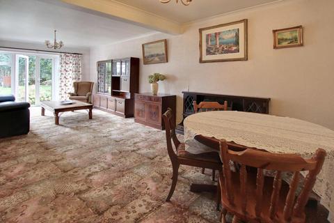 14 Graham Close, Croydon, CR0 8HS