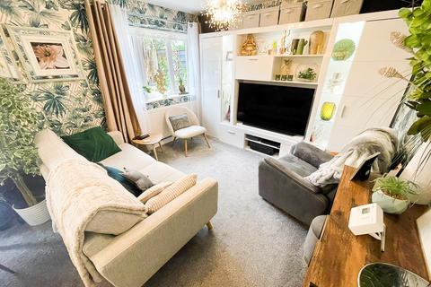 23 Birchall Green, Woodley, Stockport, SK6 1RZ