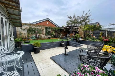 23 Birchall Green, Woodley, Stockport, SK6 1RZ