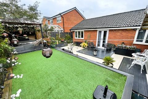 23 Birchall Green, Woodley, Stockport, SK6 1RZ