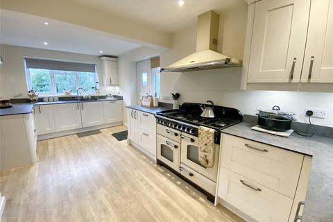 24 Lime Tree Mead, Tiverton, EX16 4PX