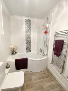 24 Lime Tree Mead, Tiverton, EX16 4PX