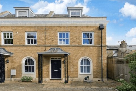 4 bedroom end of terrace house to rent, Cromwell Place, London, SW14