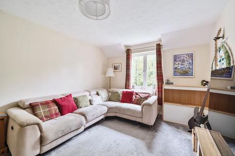 2 bedroom flat for sale, Alfred Gardens, Andover, SP10 4NX