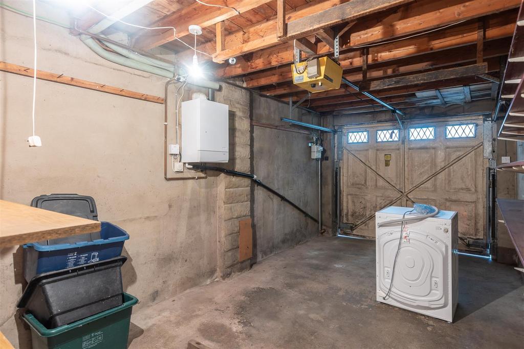 Stonecroft Garage-1.jpg