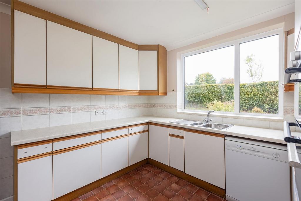 Stonecroft Kitchen-3.jpg