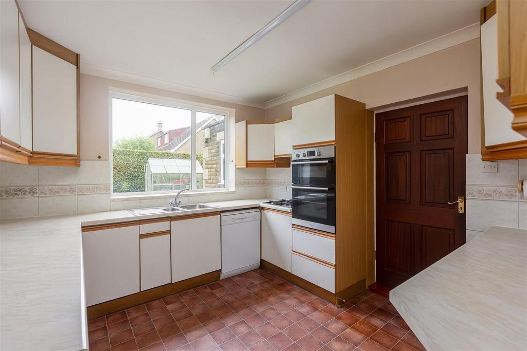 Stonecroft Kitchen-1.jpg