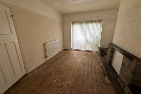 3 bedroom semi-detached house for sale, Braeside, Holyhead Road, Oakengates, Telford, TF2 6BG