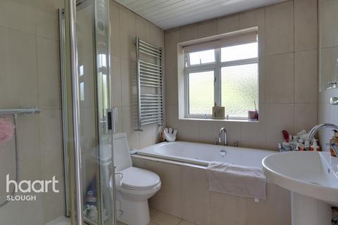 35 Bannister Close, Slough, SL3 7DP