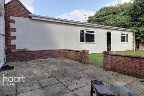 35 Bannister Close, Slough, SL3 7DP