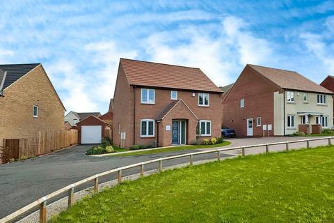 4 bedroom detached house for sale, Chamomile Road, Shepshed LE12