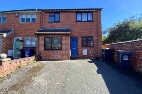 3 bedroom end of terrace house for sale, 34 Heath Street, Newcastle under Lyme, Staffordshire, ST5 2BU