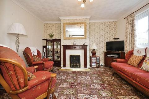 2 bedroom end of terrace house for sale, Jaunty Road, Basegreen, Sheffield, S12 3DW