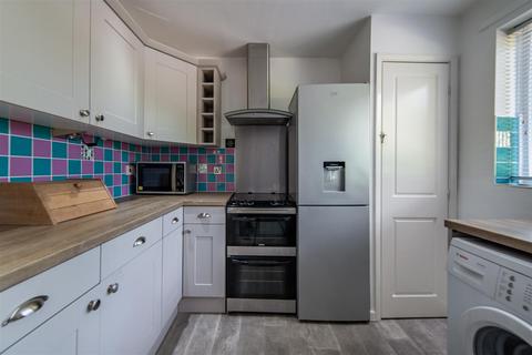 2 bedroom flat for sale, Beacon Court, Wideopen, NE13