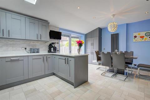 4 bedroom semi-detached house for sale, Priory Road, Sale